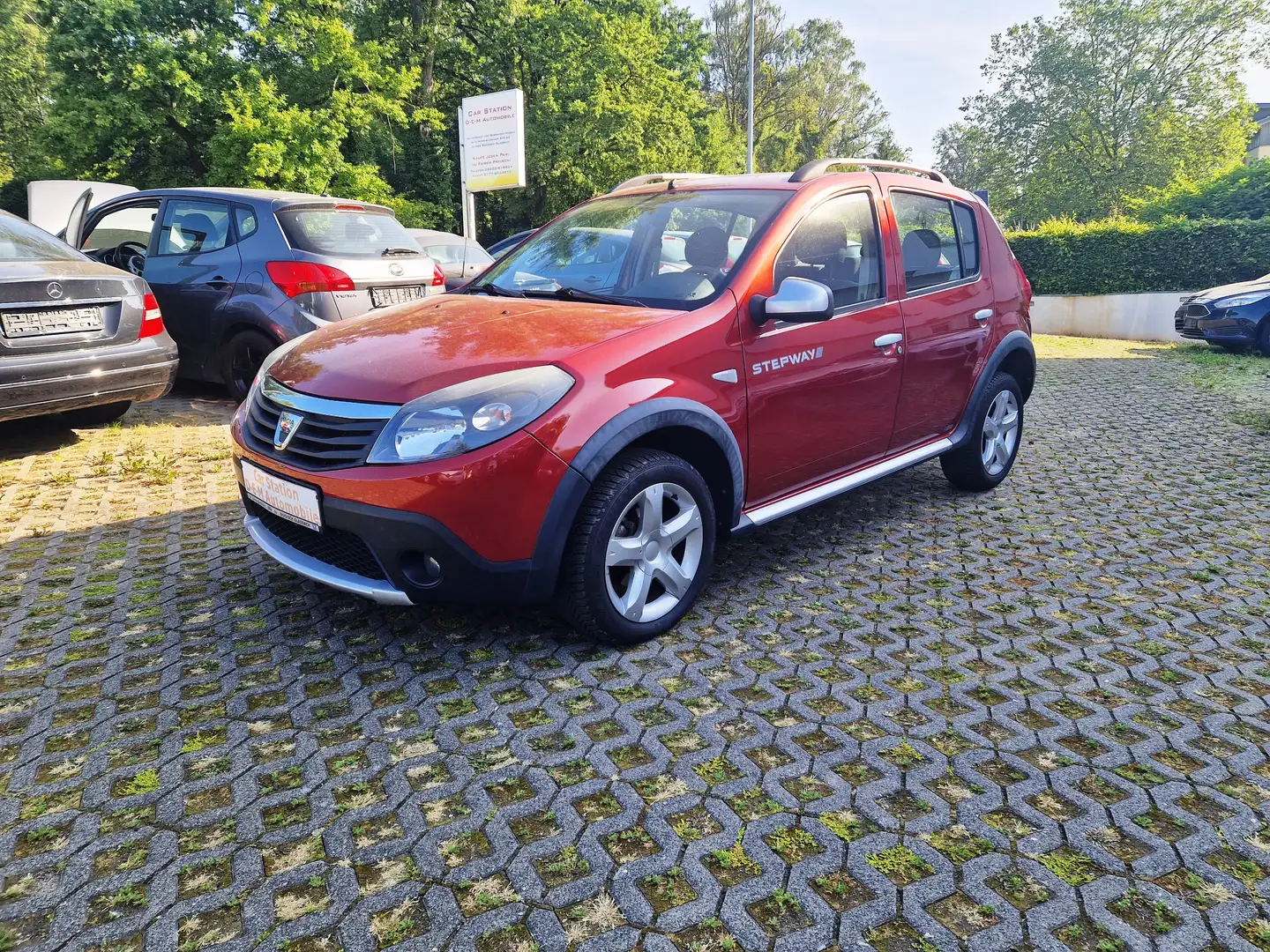 Left hand drive DACIA SANDERO STEPWAY 1.6 dci